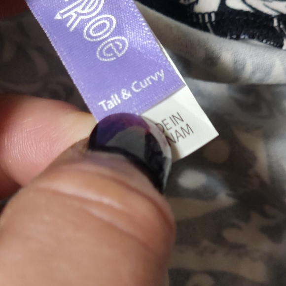 Lularoe Leggings TC Snake and Skull Halloween - Picture 3 of 3